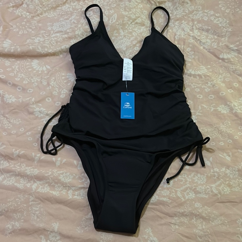 Cupshe Black One-piece Swimsuit